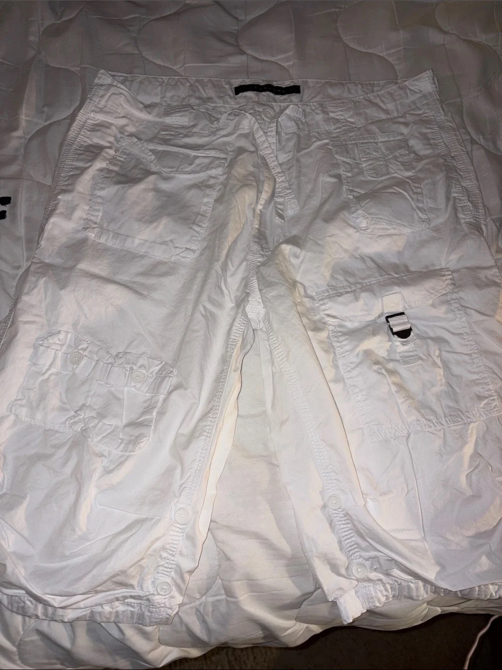 Sean John Men's White and Black Cargo Shorts